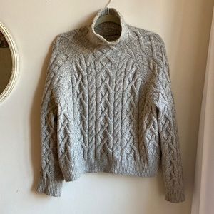 Vince light grey fisherman cable funnel neck sweater size small cashmere blend